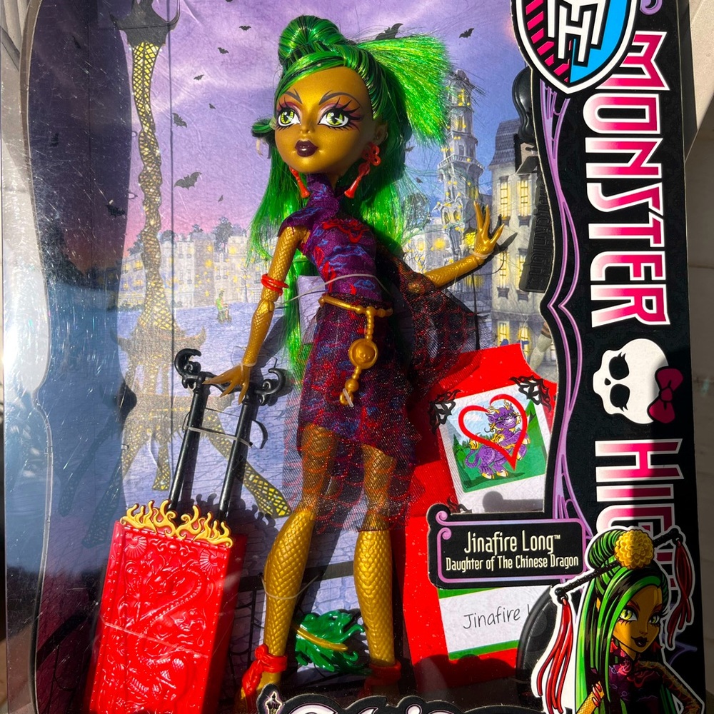 RARE - Monster High Scaris - Jinafire Long
